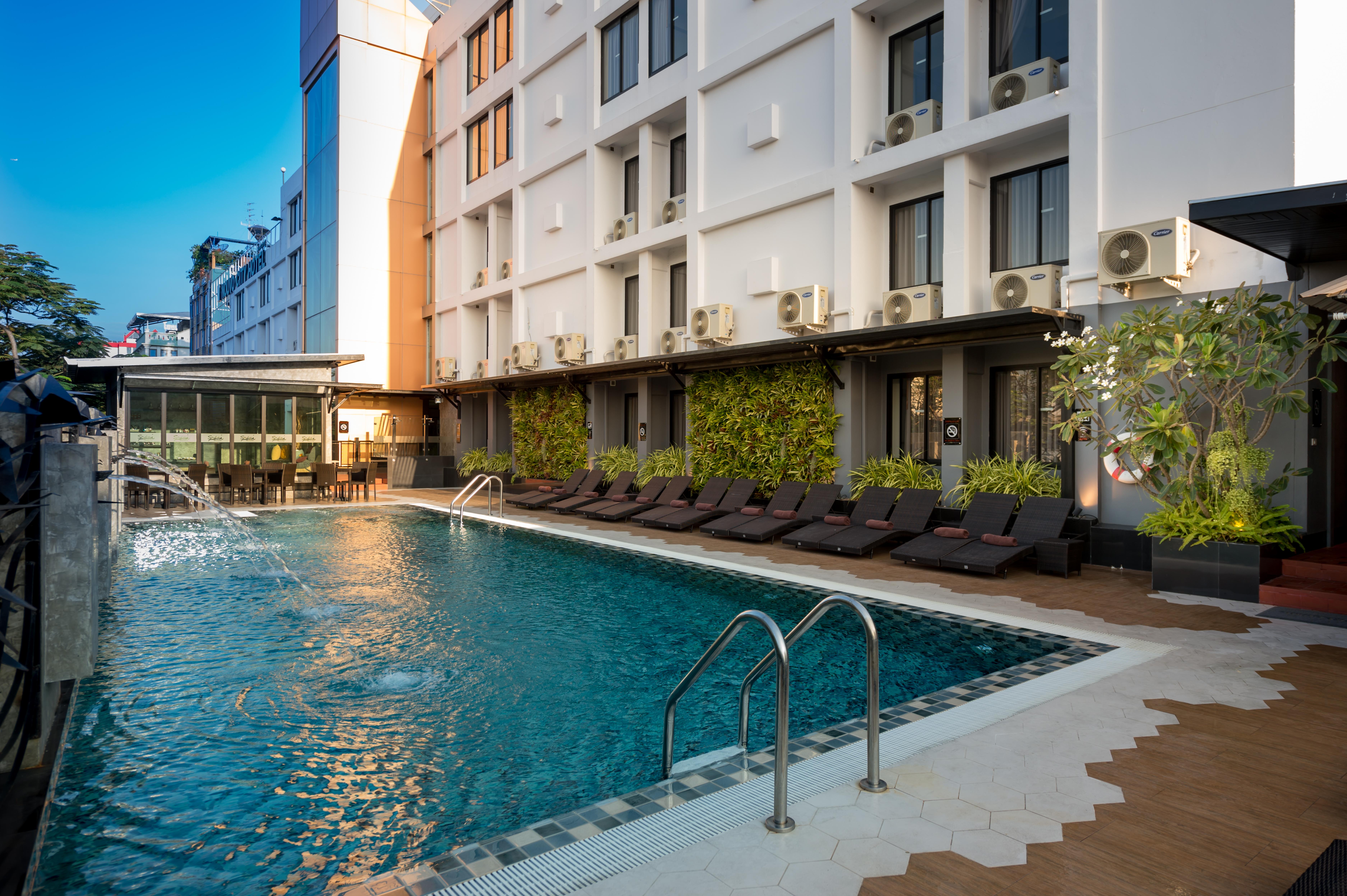 Nouvo City Hotel Bangkok Exterior photo