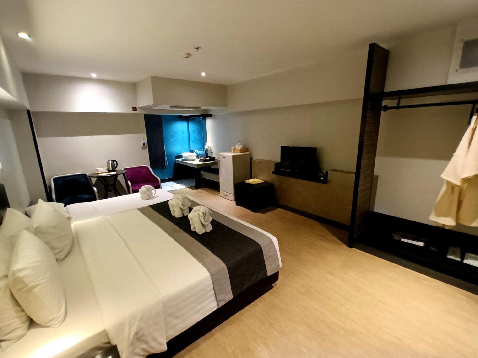 Nouvo City Hotel Bangkok Room photo